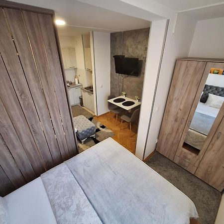 Dado Apartman Apartment คราลเยโว ภายนอก รูปภาพ