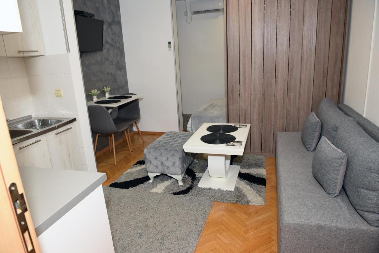 Dado Apartman Apartment คราลเยโว ภายนอก รูปภาพ