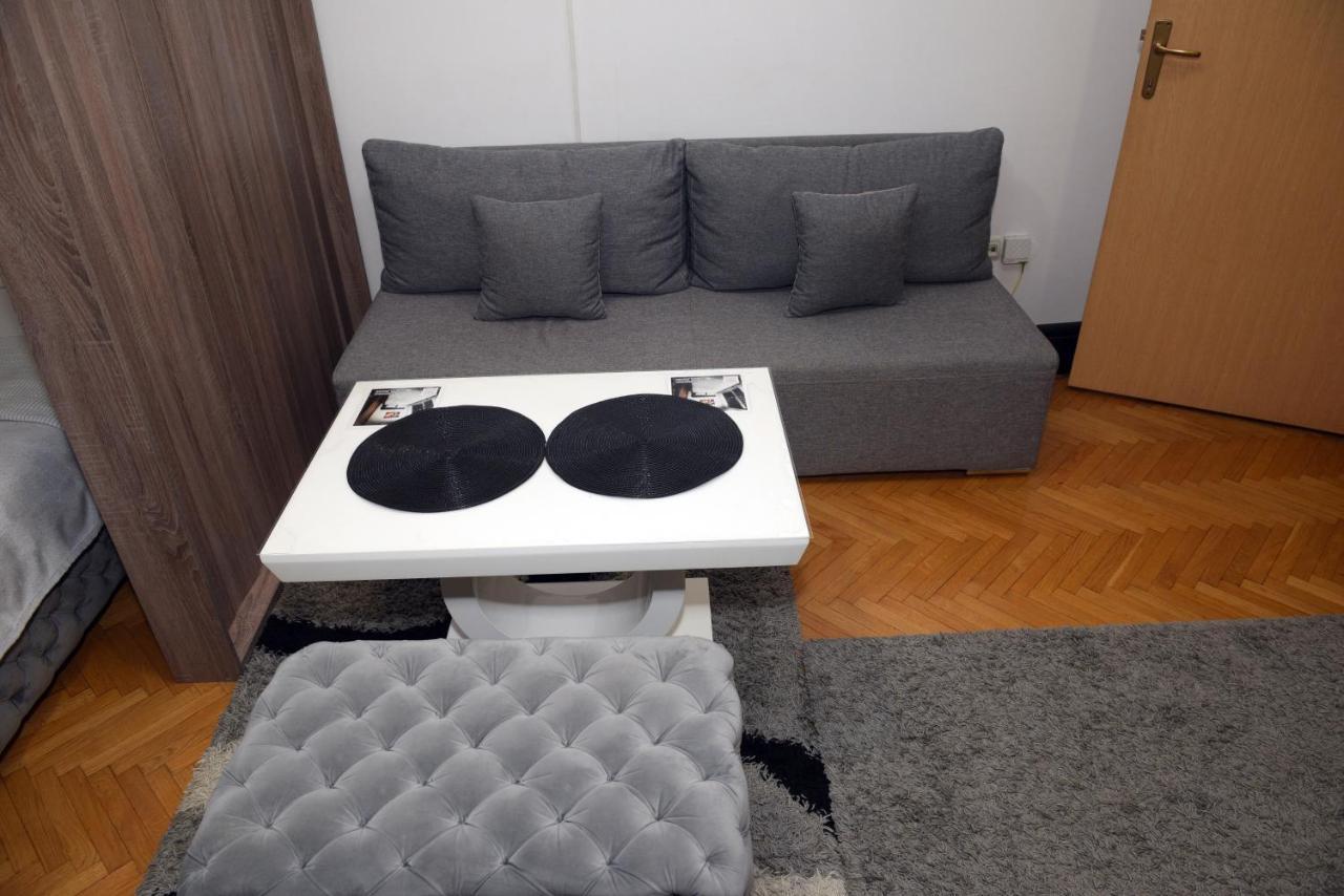 Dado Apartman Apartment คราลเยโว ภายนอก รูปภาพ