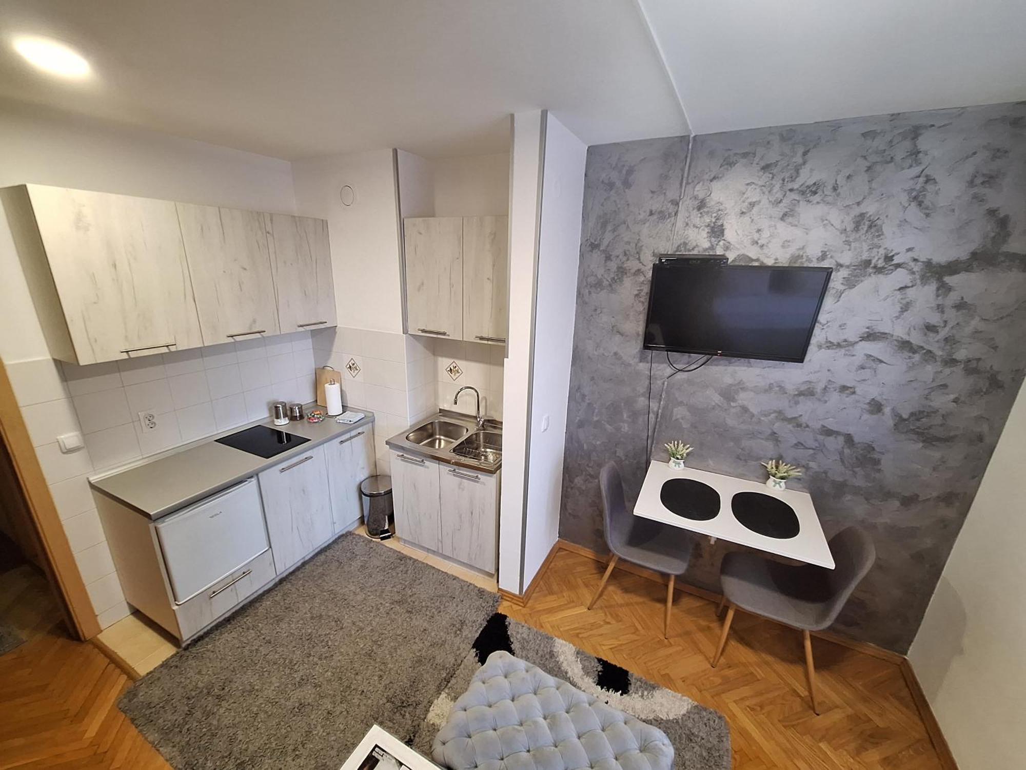 Dado Apartman Apartment คราลเยโว ภายนอก รูปภาพ